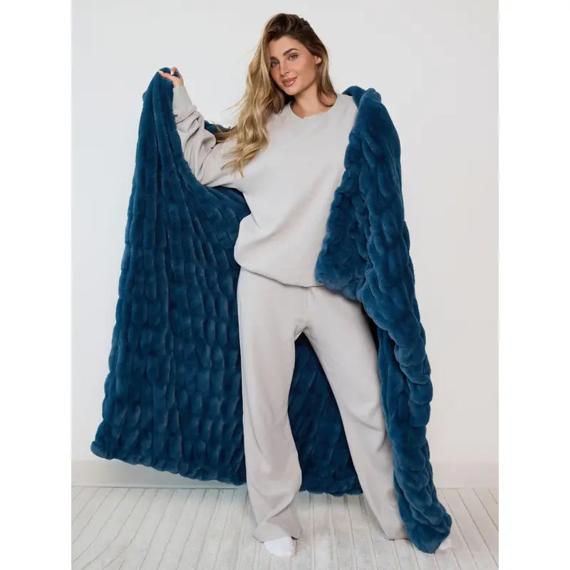 Comfrt | The Dreamer Blanket | Oversized, Cozy, Soft Warm Throw